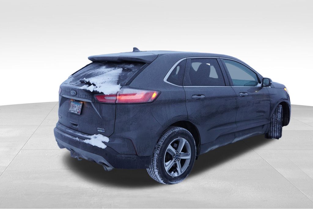 2020 Ford Edge SEL photo 3