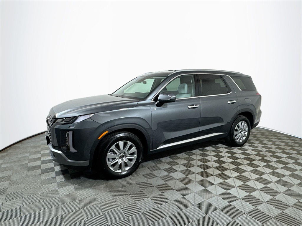 2025 Hyundai Palisade SEL photo 2
