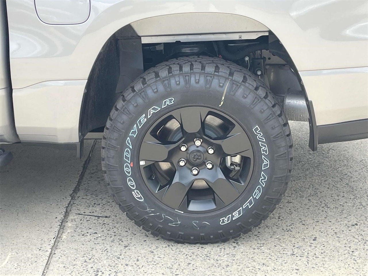 2025 Ram 1500 Warlock photo 30