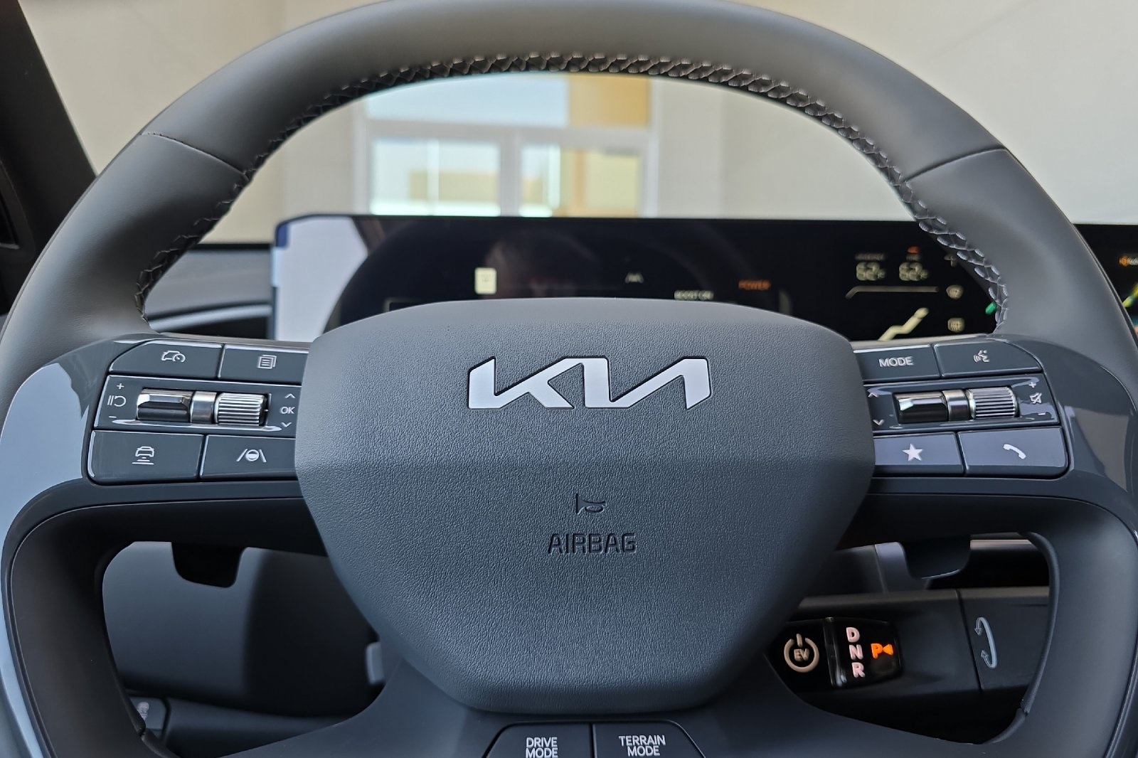 2026 Kia EV9 Land photo 18