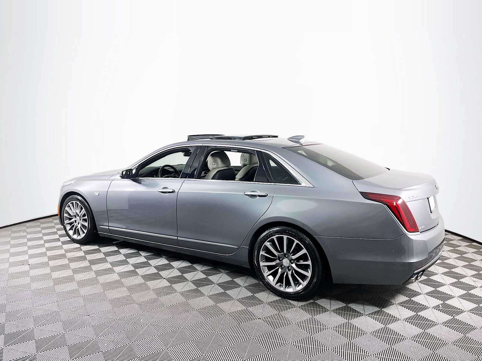 2018 Cadillac CT6 Luxury photo 6