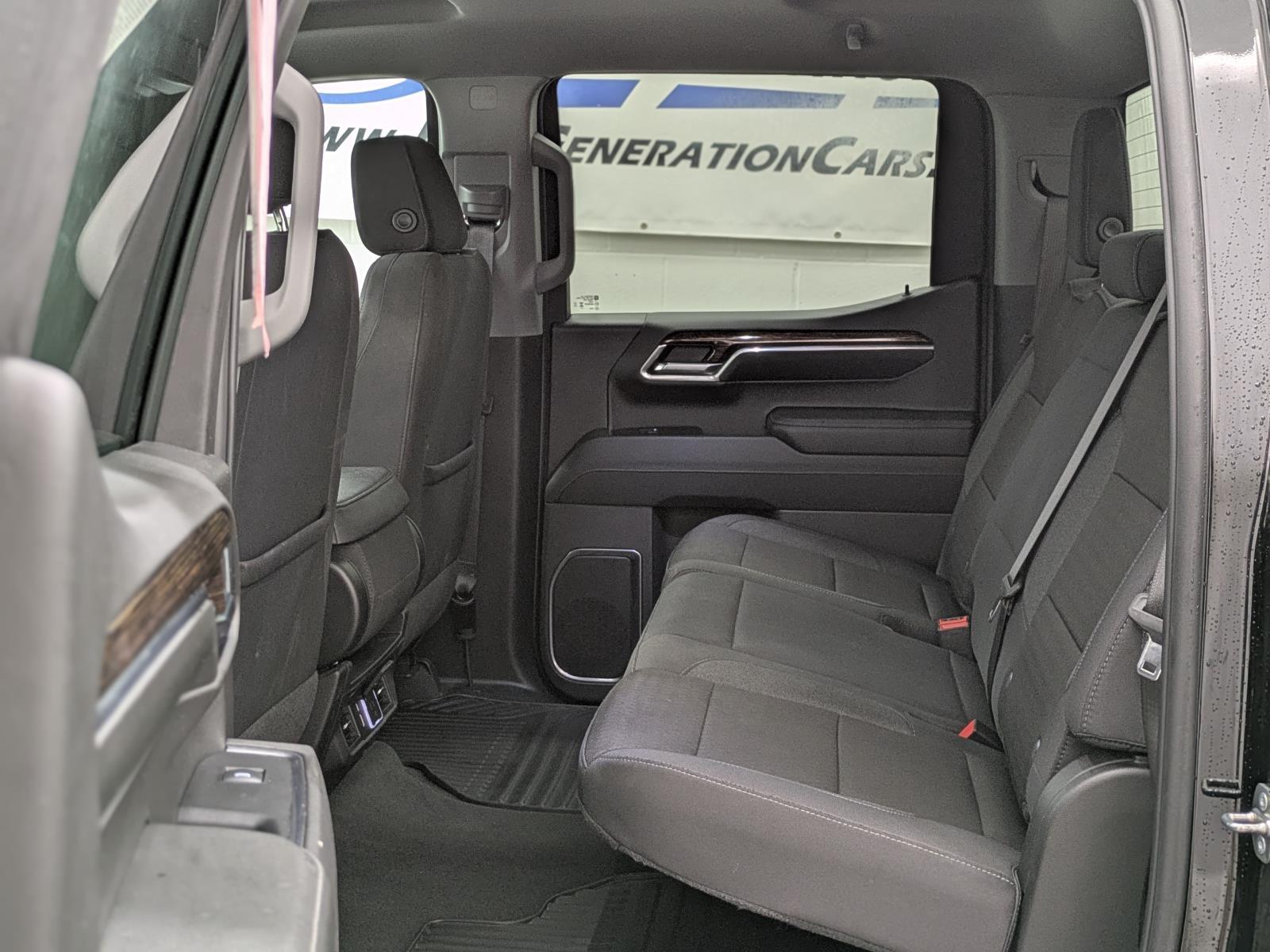 2024 Gmc Sierra 1500 SLE photo 10