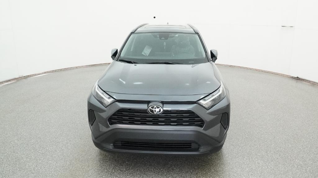 2025 Toyota RAV4 XLE photo 2