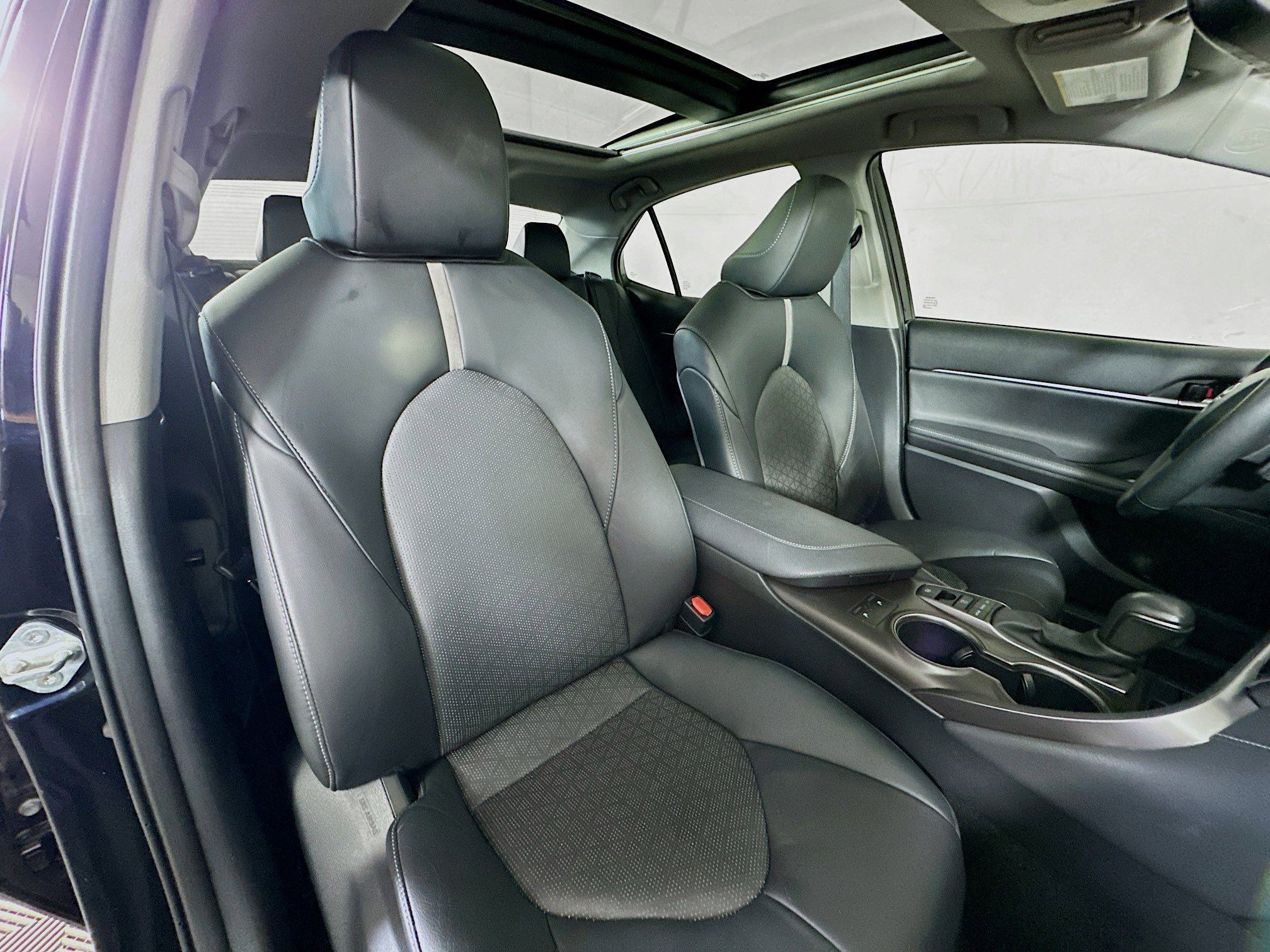 2023 Toyota Camry XSE photo 27
