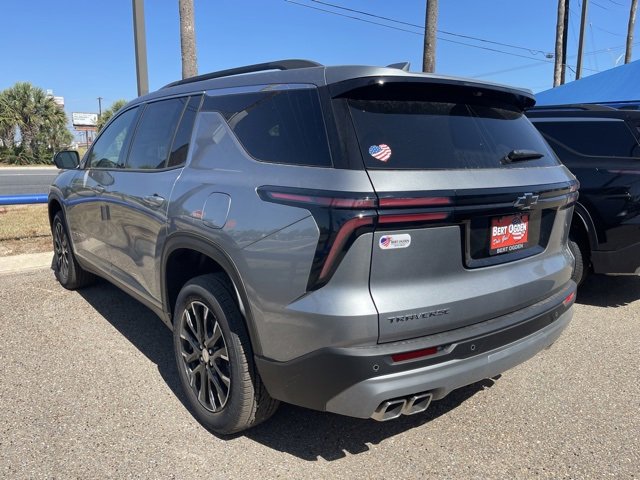 2026 Chevrolet Traverse photo 4