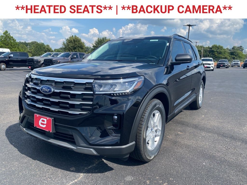 2025 Ford Explorer photo 3