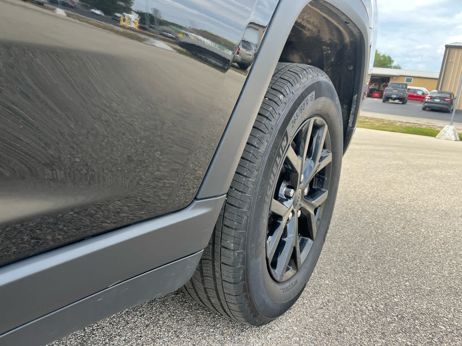 2024 Jeep Grand Cherokee Altitude photo 10