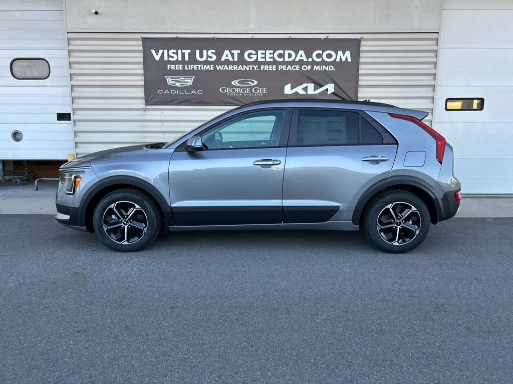 2025 Kia Niro EX Touring photo 3