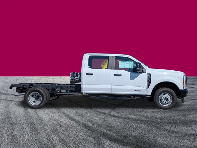 2026 Ford F-350 XL photo 3