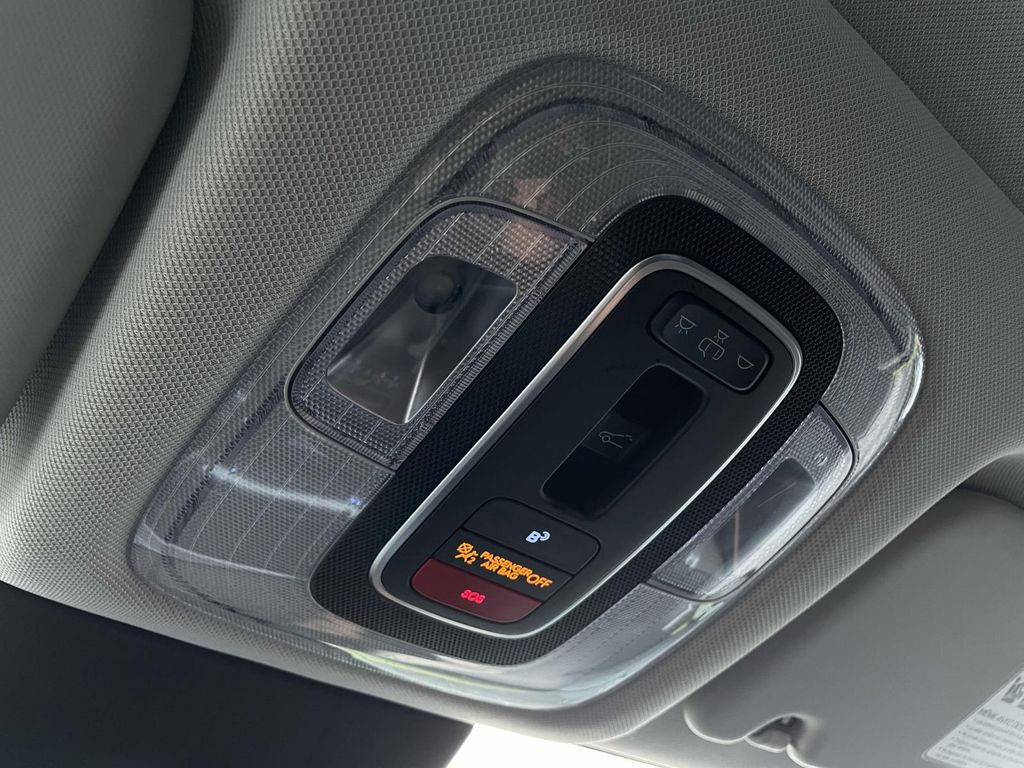 2025 Hyundai Kona Limited photo 20