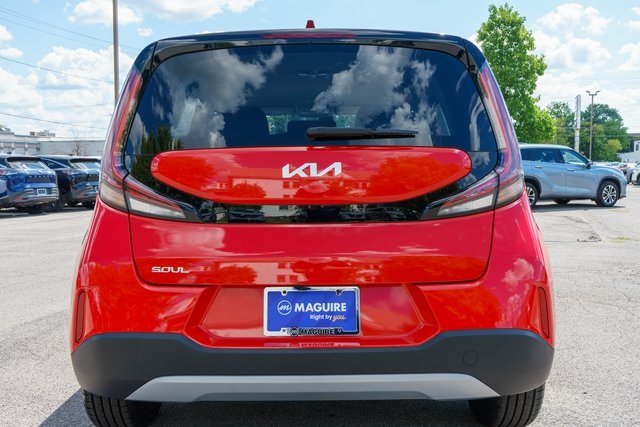 2023 Kia Soul LX photo 6