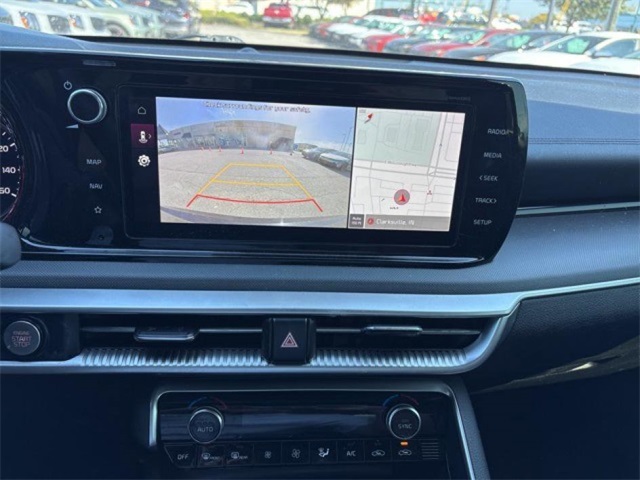 2023 Kia K5 GT-Line photo 11