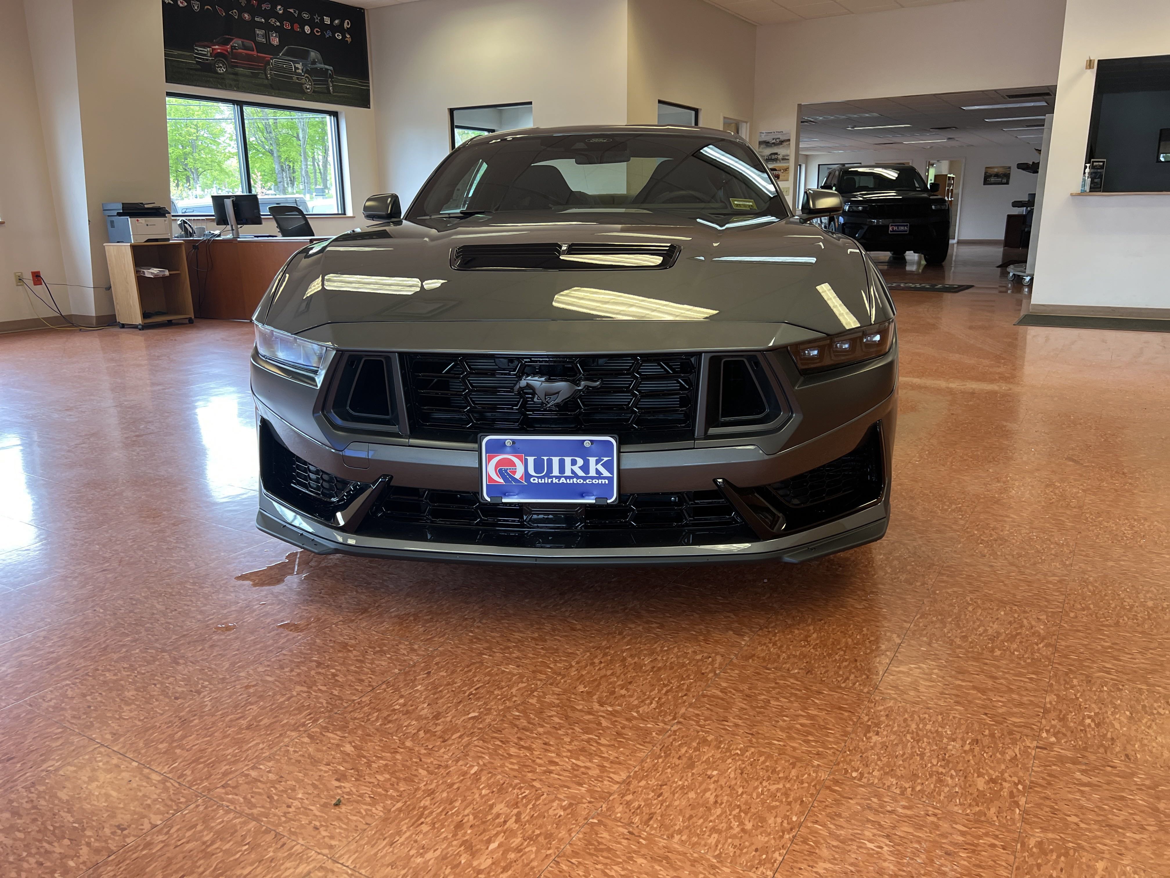 2025 Ford Mustang Dark Horse Premium photo 2