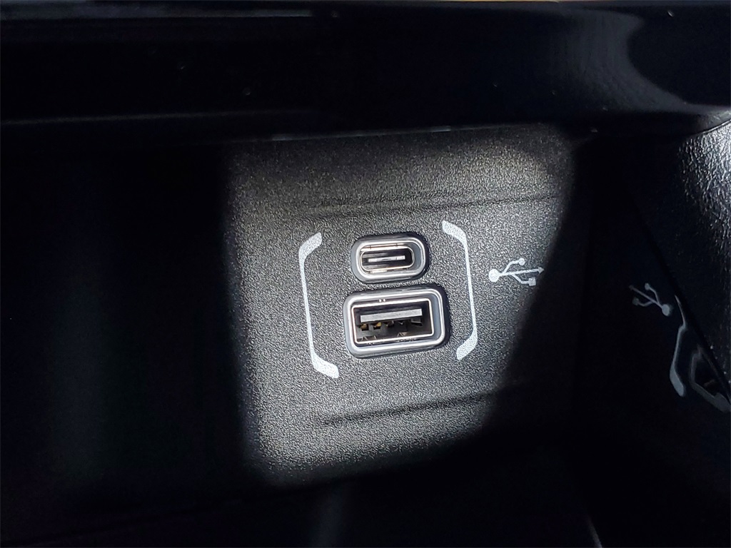 2025 Jeep Compass Latitude photo 28