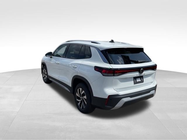 2025 Volkswagen Tiguan S photo 2