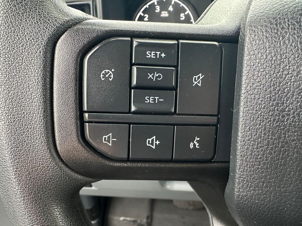 2023 Ford F-350 XLT photo 19
