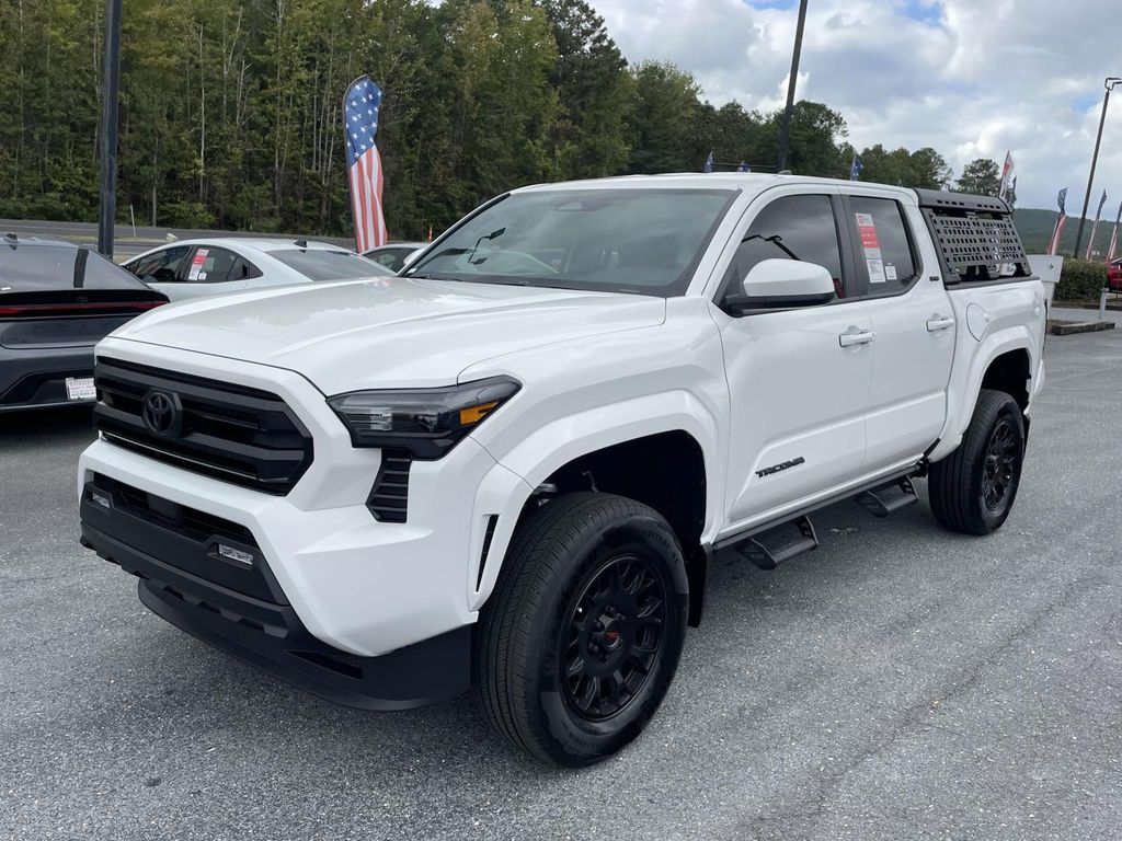 2025 Toyota Tacoma SR5 4x4 Double Cab photo 4