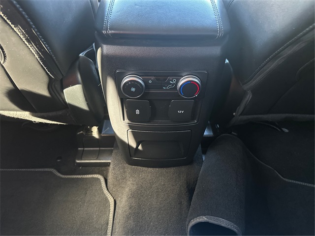 2022 Ford Explorer XLT photo 21