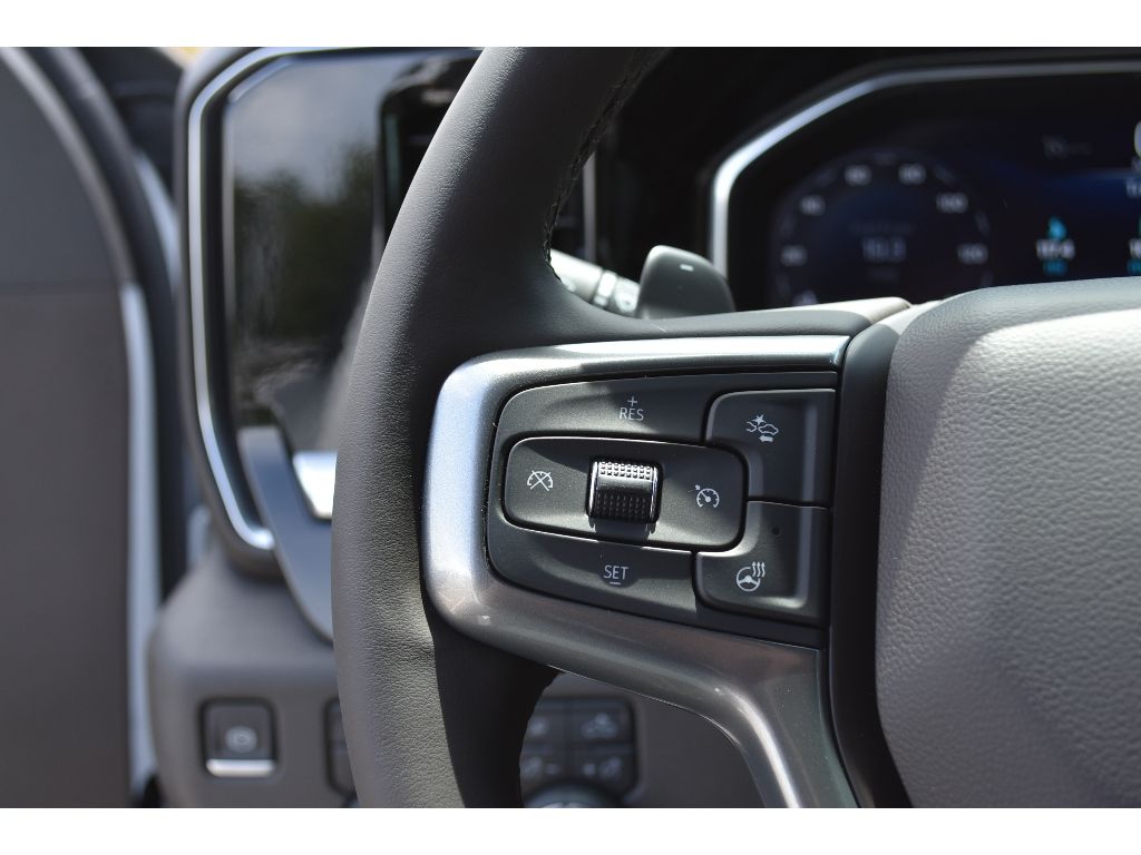 2025 Chevrolet Silverado 1500 RST photo 17