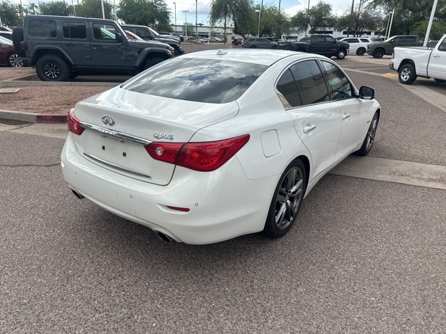 2014 Infiniti Q50 Hybrid Sport photo 3