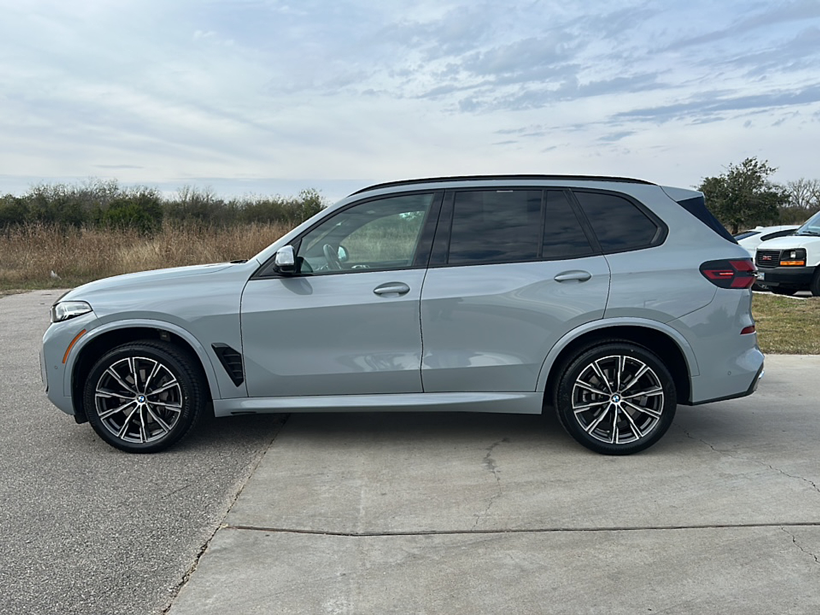 2024 Bmw X5 sDrive40i photo 2