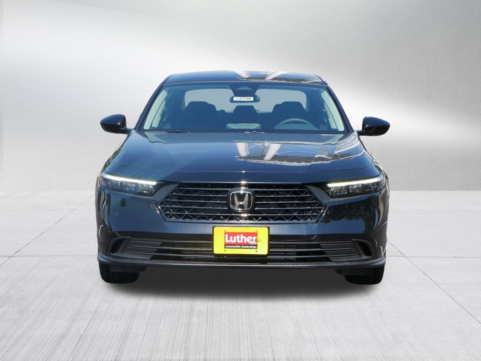 2025 Honda Accord LX photo 2