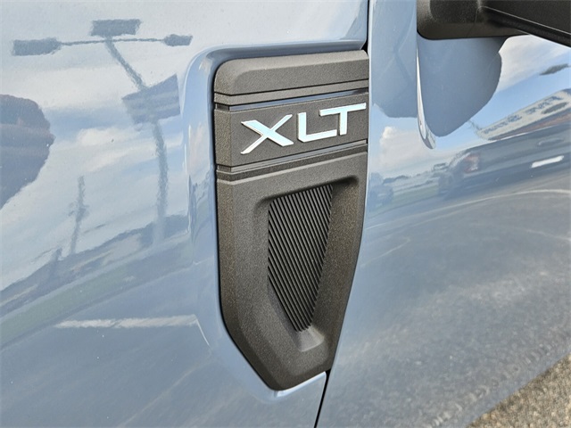 2025 Ford Maverick XLT photo 10