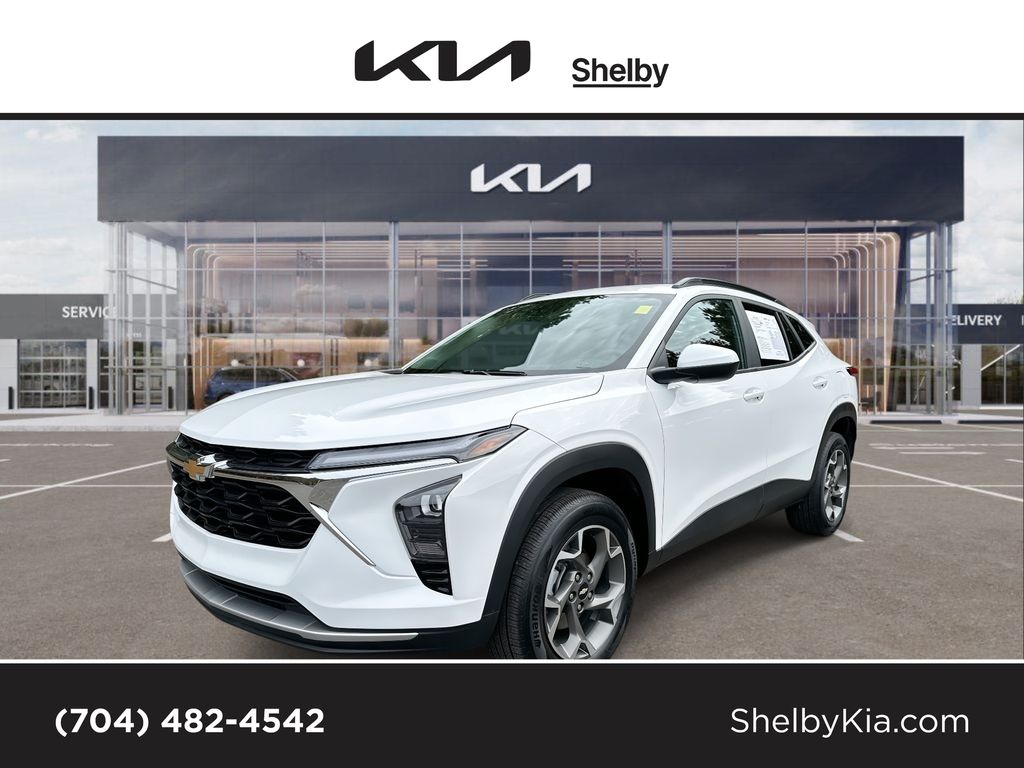 2024 Chevrolet Trax LT's photo