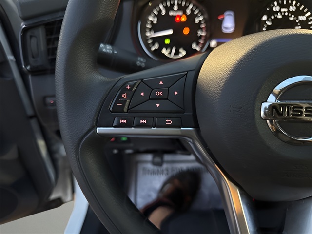 2020 Nissan Rogue Sport S photo 20