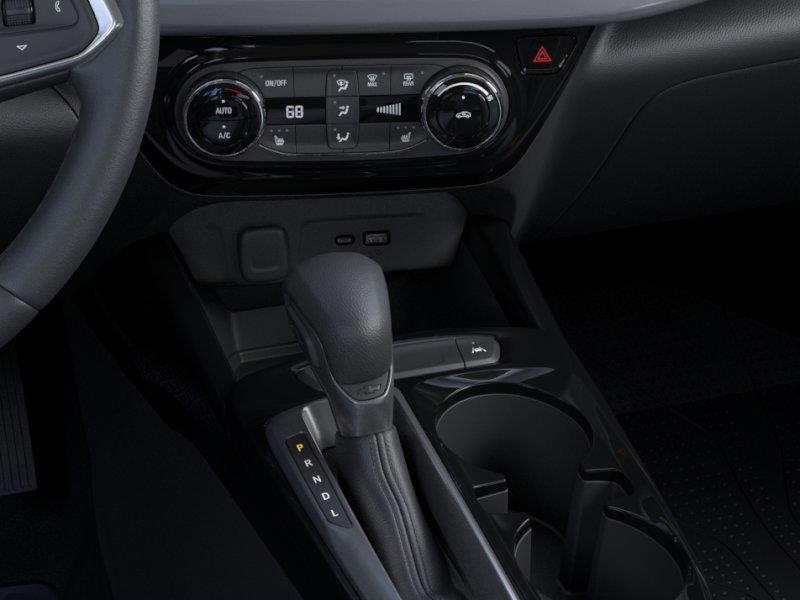 2025 Chevrolet Trax LT photo 15