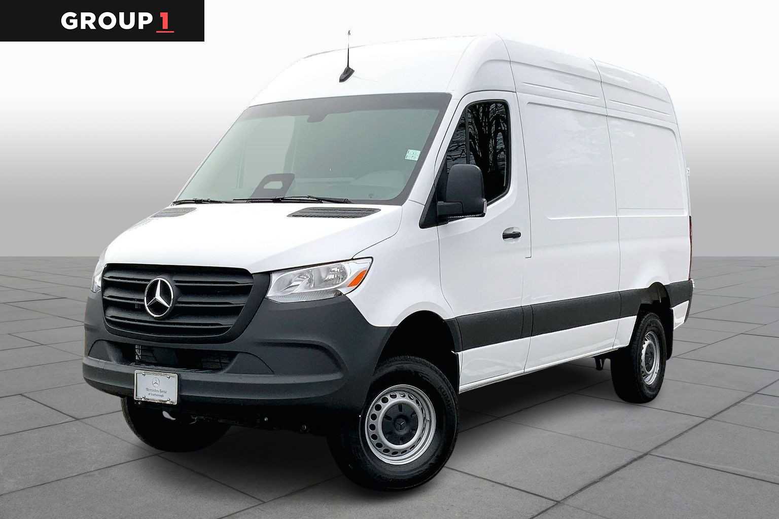 2026 Mercedes-Benz Sprinter Cargo Van Base's photo
