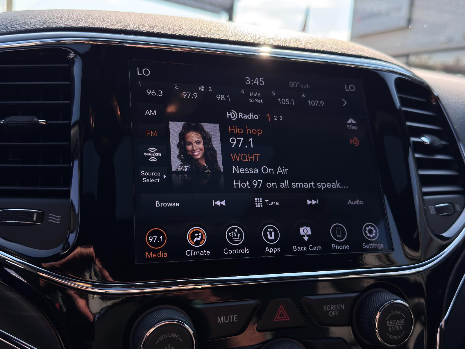 2021 Jeep Grand Cherokee Limited photo 21