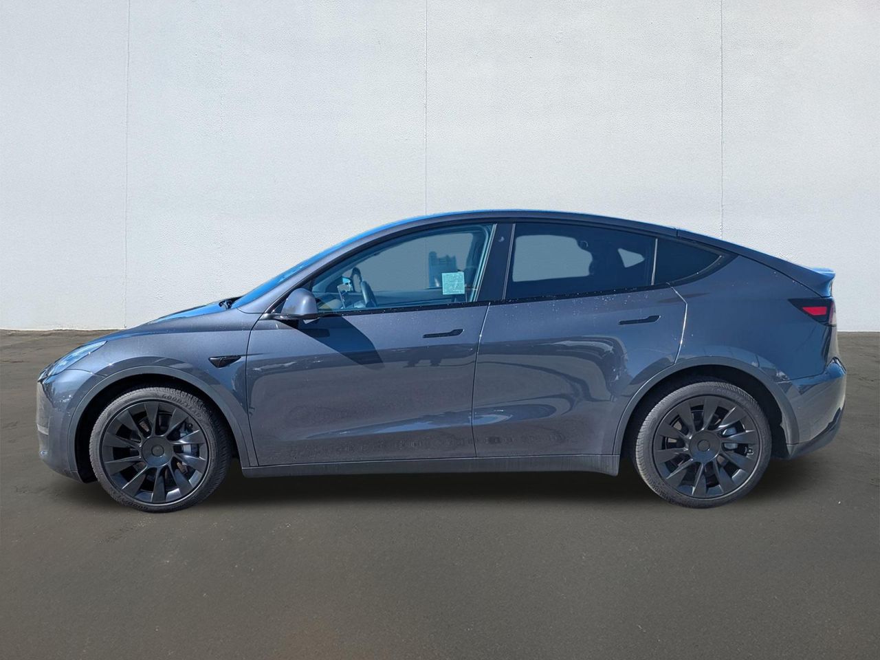 Used 2021 Tesla Model Y Long Range with VIN 5YJYGDEE3MF176316 for sale in Los Angeles, CA