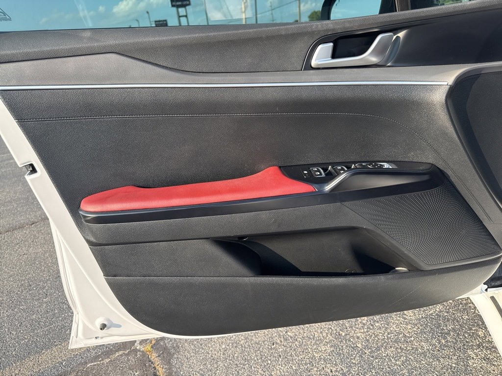 2023 Kia K5 GT-Line photo 22
