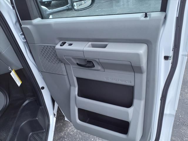 2024 FORD E-350 - Image 40