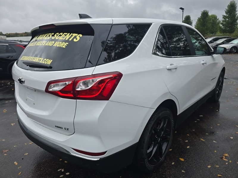 2021 Chevrolet Equinox LT photo 3
