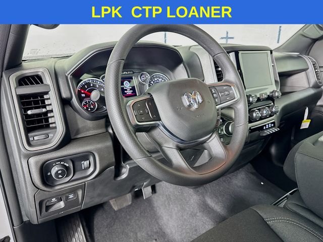 2025 Ram 1500 Tradesman photo 4