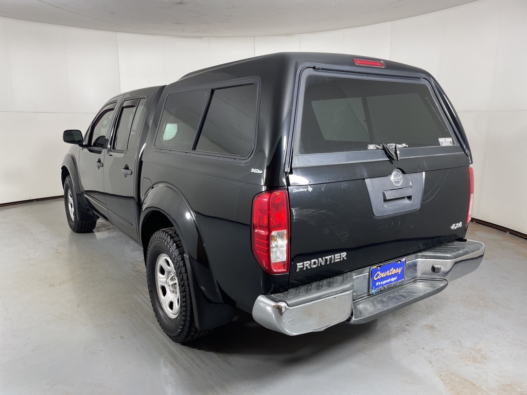 2015 Nissan Frontier S photo 6
