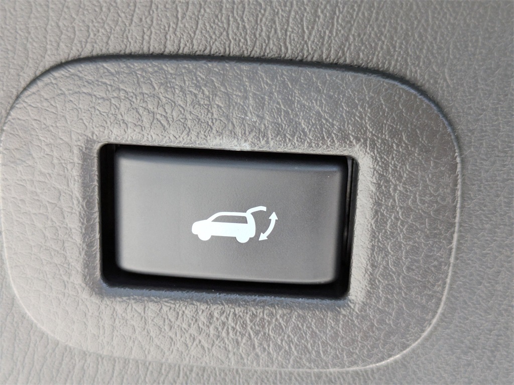 2021 Infiniti QX80 Luxe photo 12