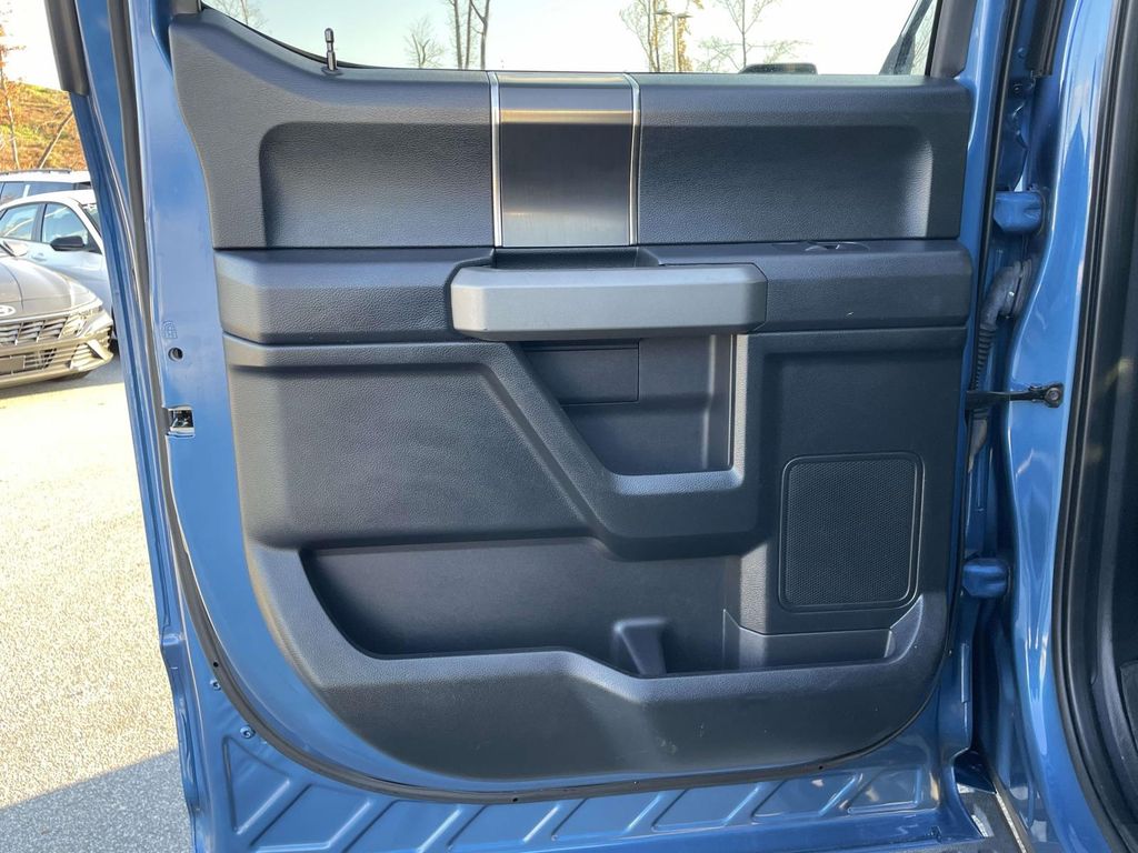 2020 Ford F-150 Raptor photo 2