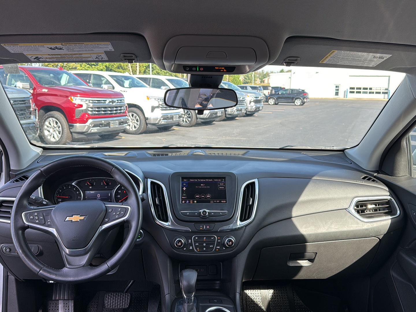 2022 Chevrolet Equinox LT photo 4