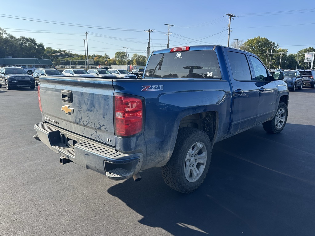 2016 Chevrolet Silverado 1500 LT photo 4