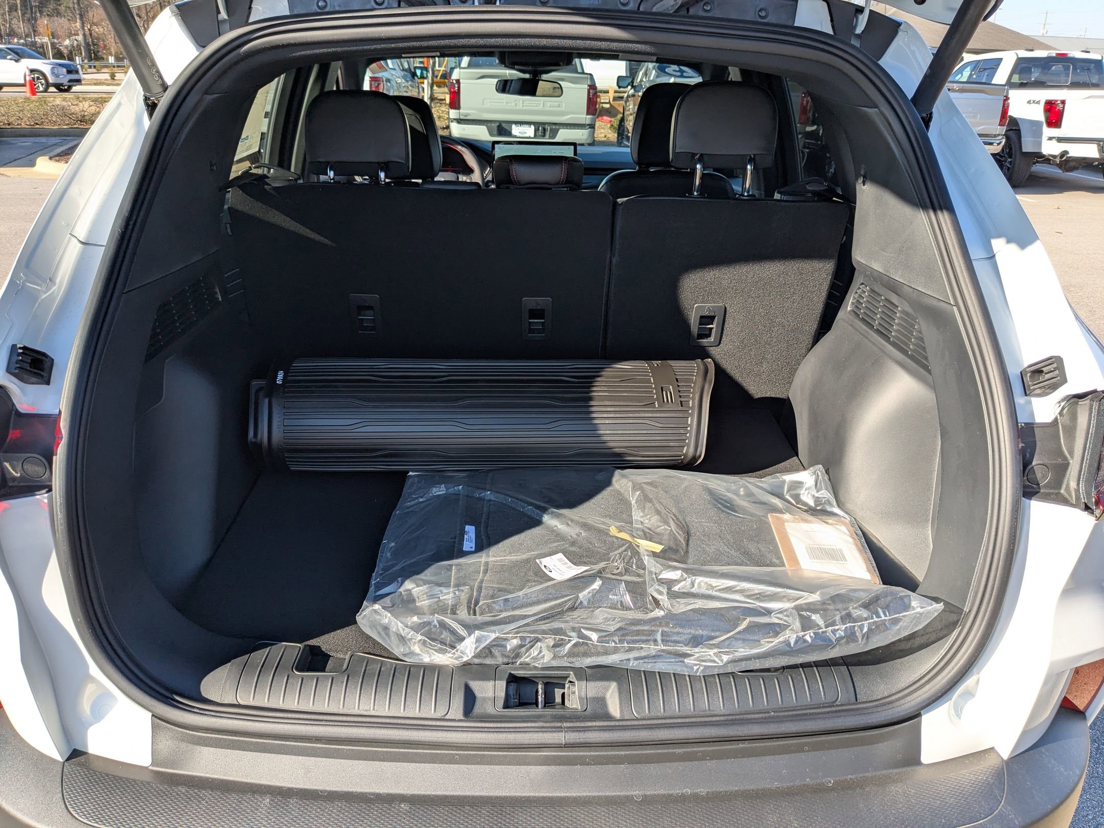 2025 Ford Escape ST-Line photo 24