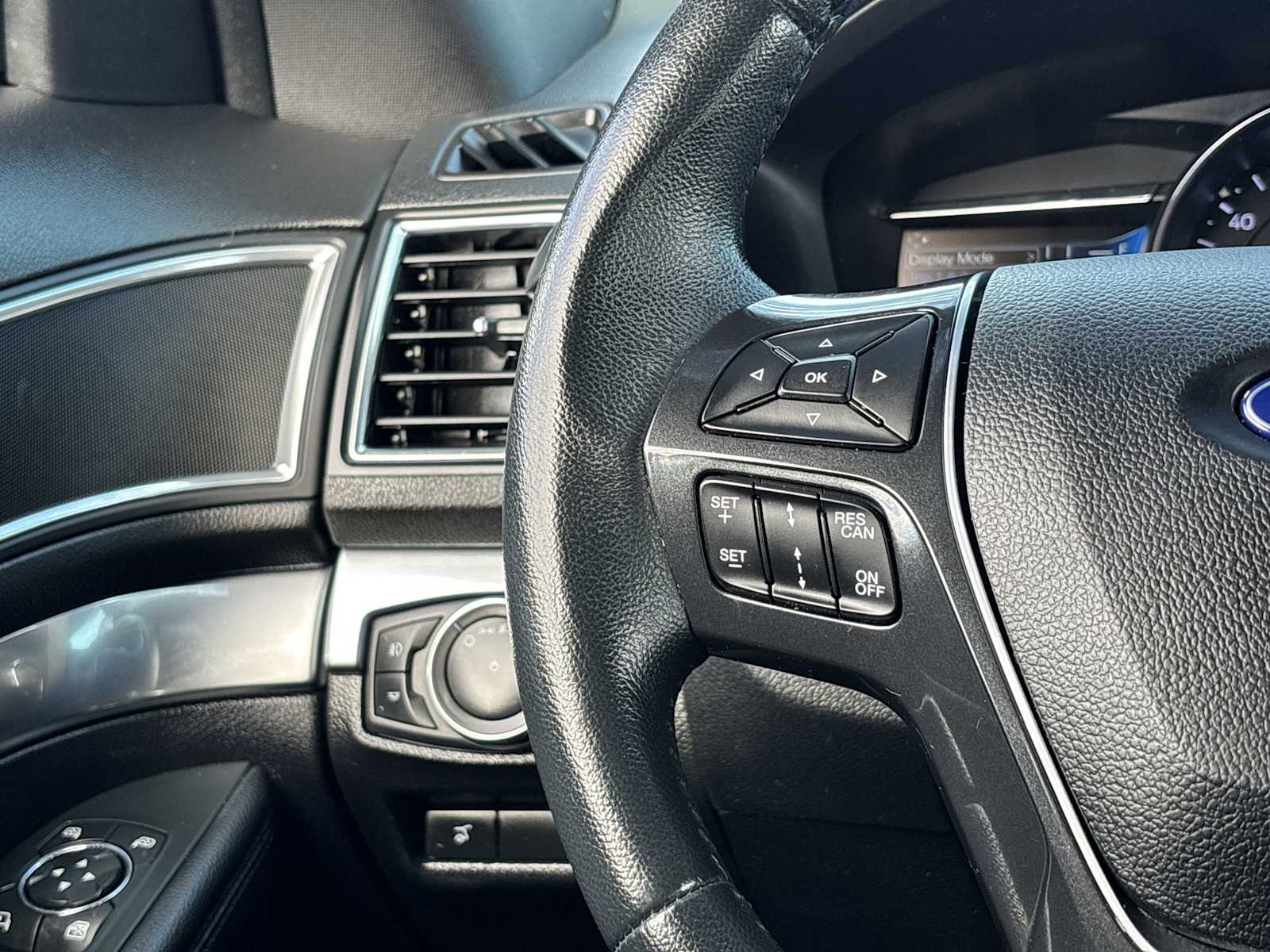 2019 Ford Explorer Limited photo 20