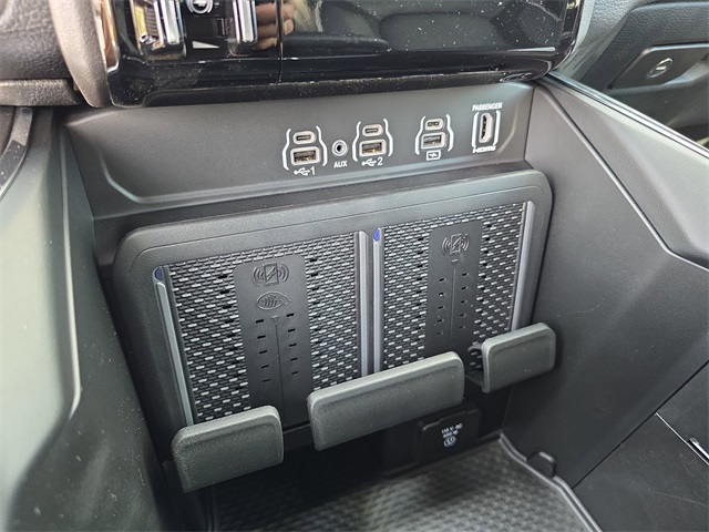 2026 Ram 1500 Laramie photo 16