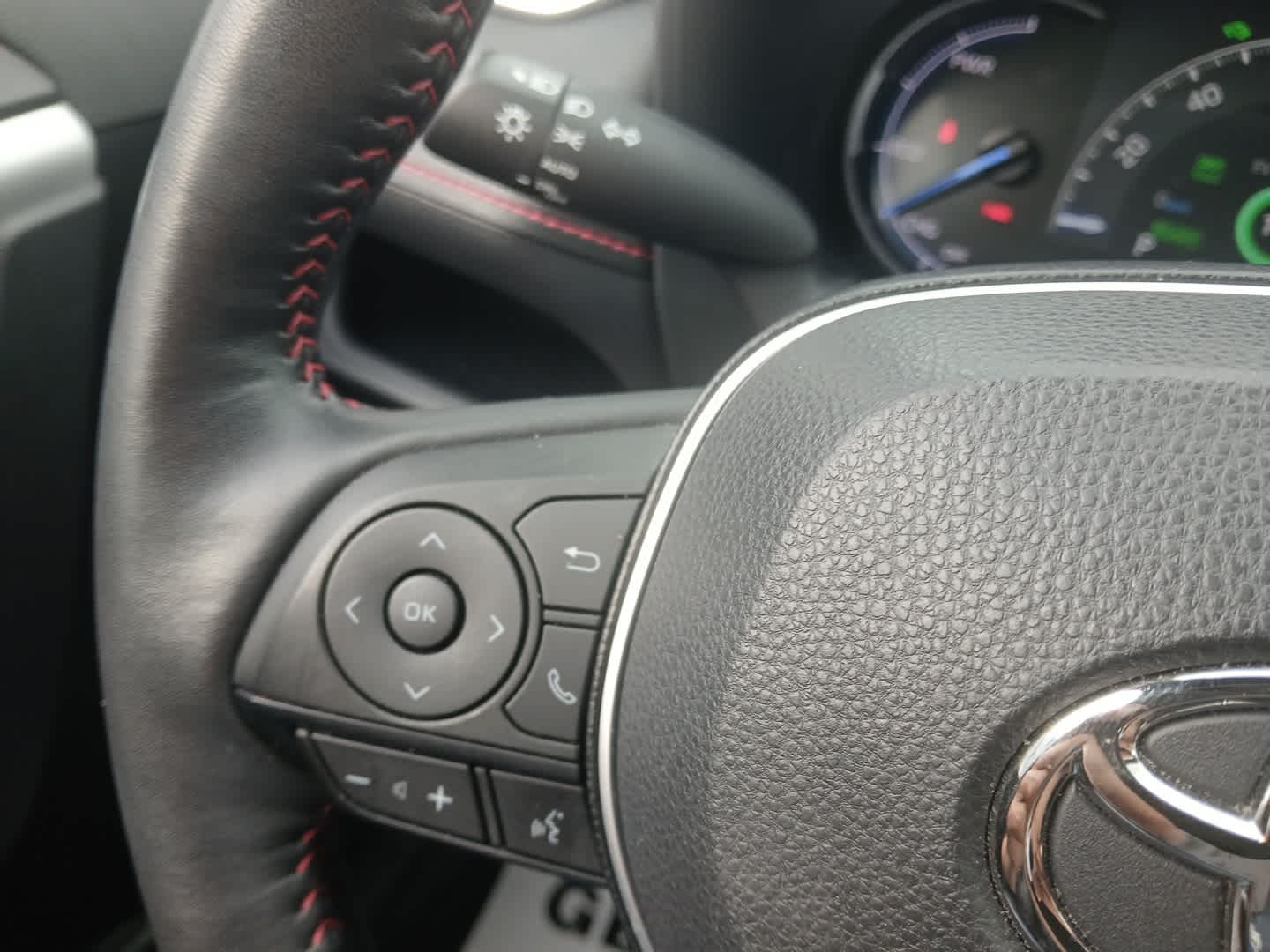 2022 Toyota RAV4 Prime SE photo 26
