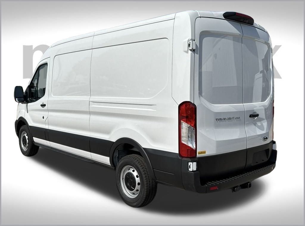 2025 Ford Transit photo 3