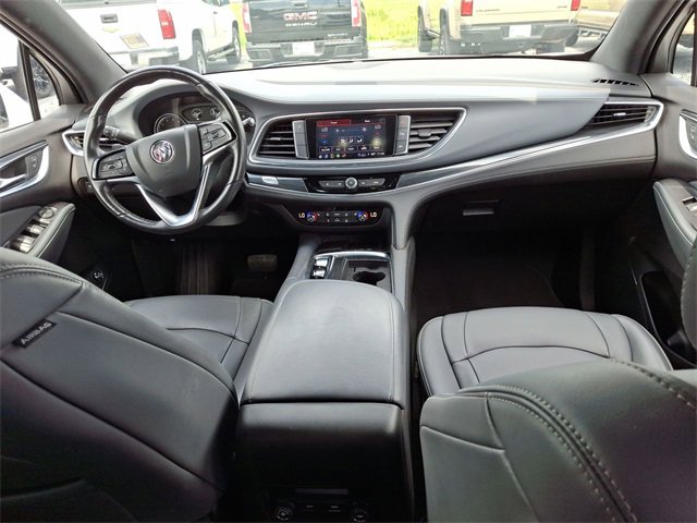 2023 Buick Enclave Essence photo 8