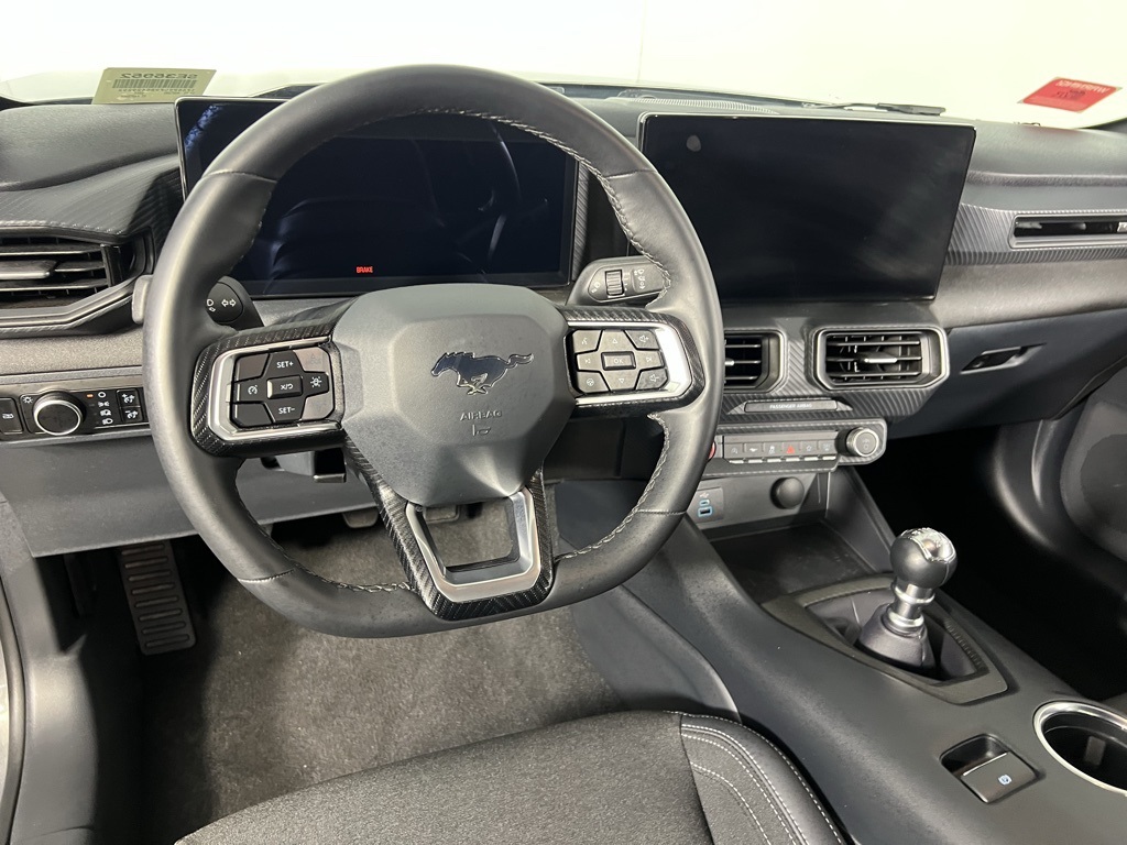 2024 Ford Mustang GT photo 9