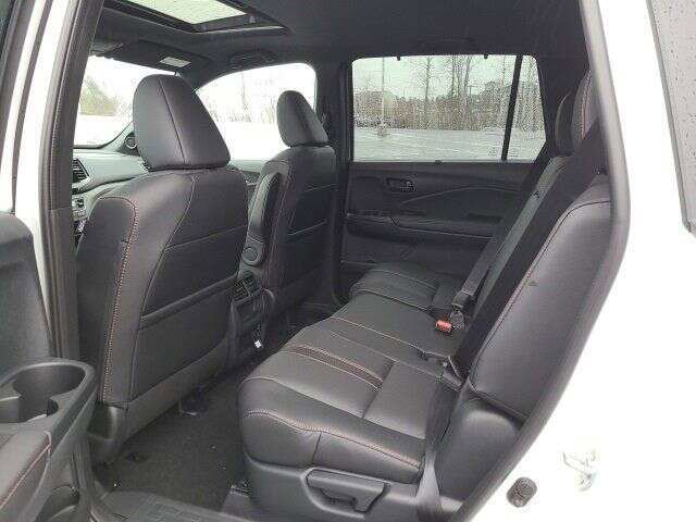 2023 Honda Passport TrailSport photo 13